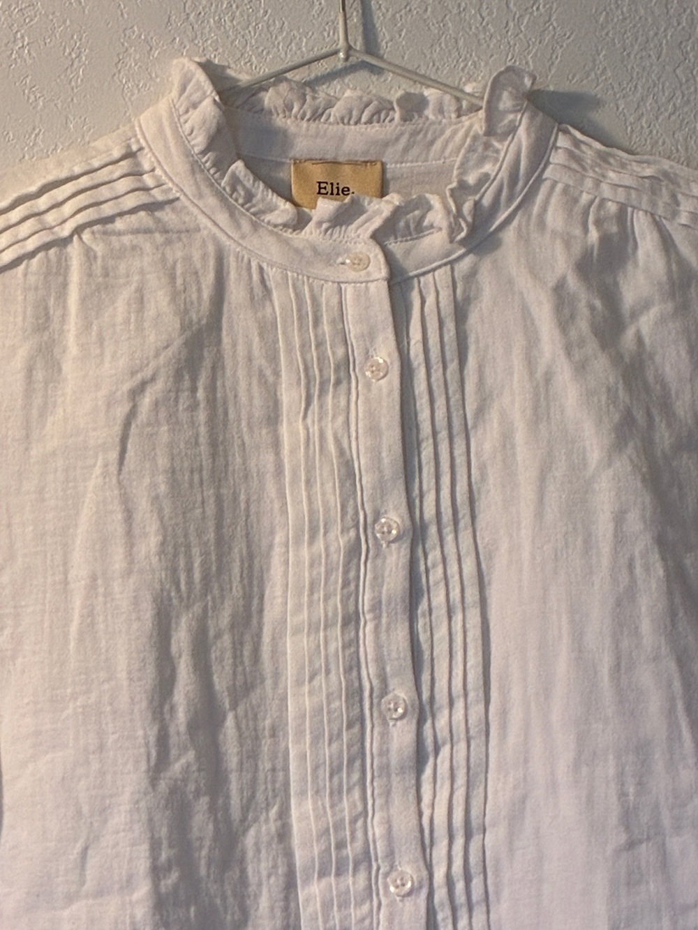 Elie Tahari White Short Sleeve Pintuck Ruffle Collar Button-Down cotton Shirt - Picture 7 of 11